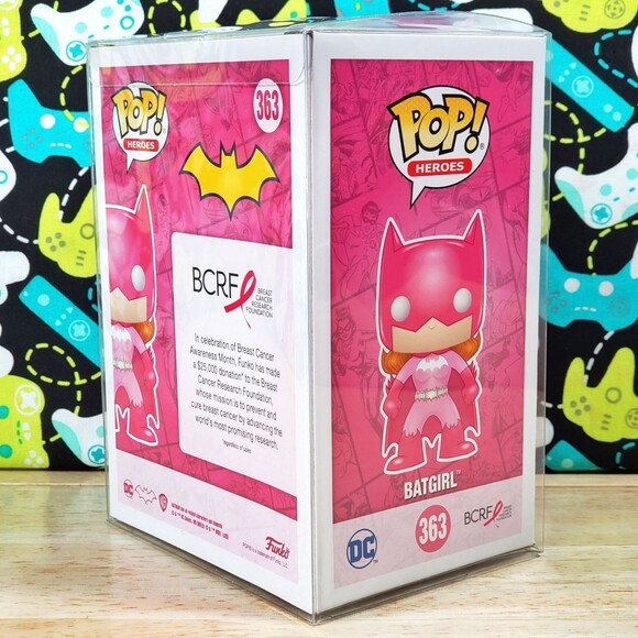 Funko PoP DC Heroes BATGIRL #363 Target Exclusive Vinyl Figure + Protector - Picture 3 of 9